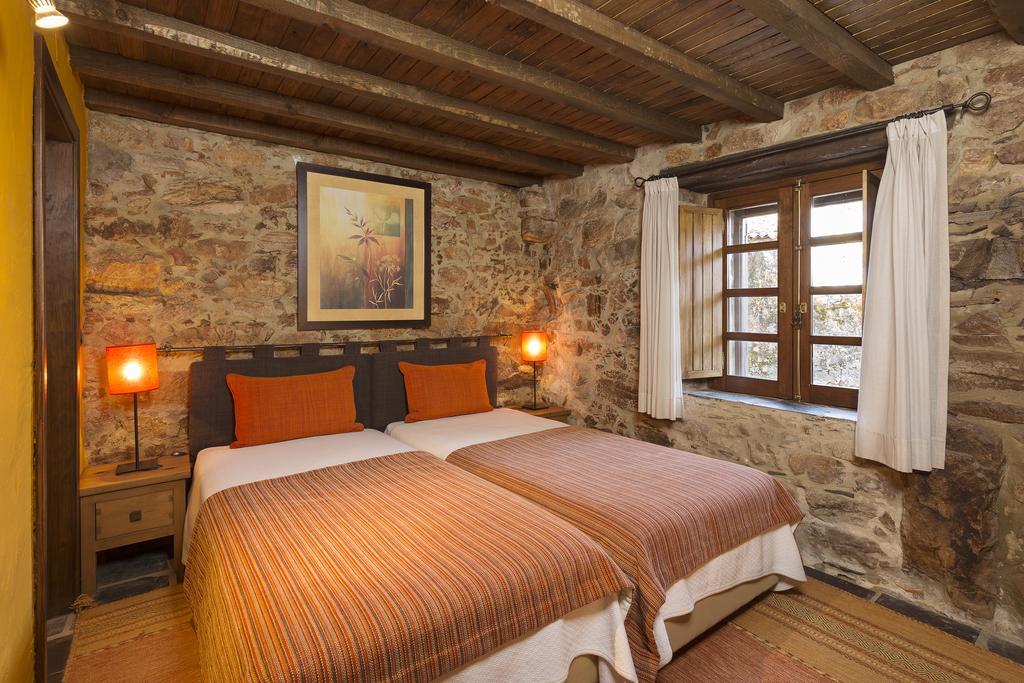 Casa Do Ze Sapateiro Hotel Ferraria de São João Екстериор снимка